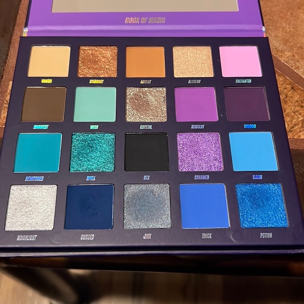 Beauty Bay Book of Magic
